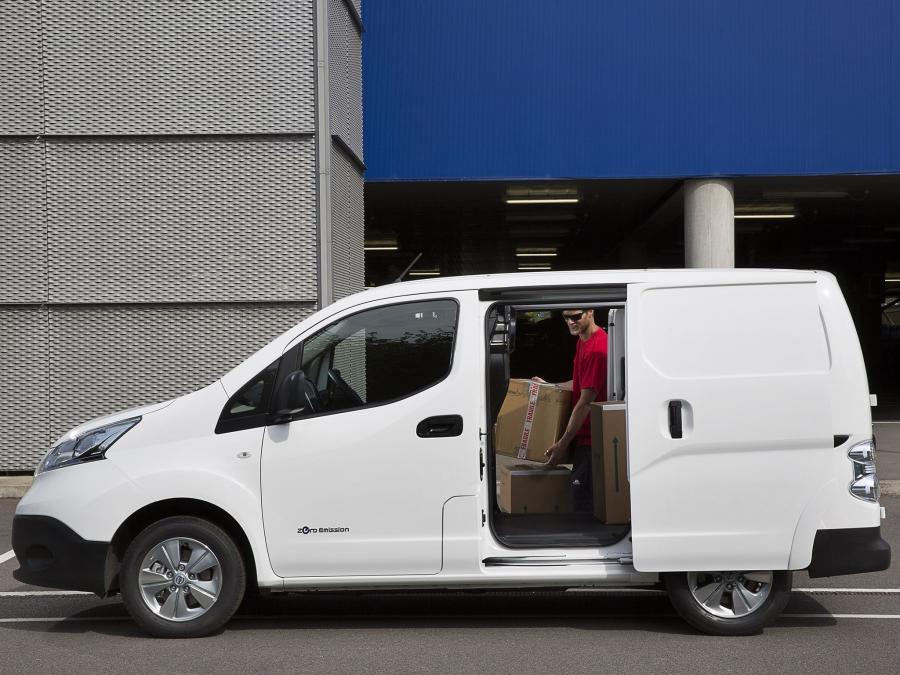  Nissan e-NV200 Van 2014 года  (UK) (фото 6 из 30)